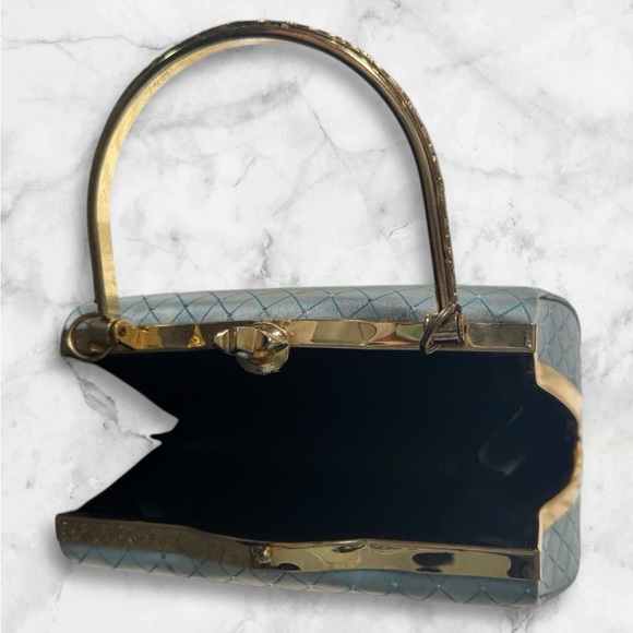 💎💟Vintage Baby Blue Mini Bag with Structured Shape and Kiss Lock Closure - Picture 2 of 14